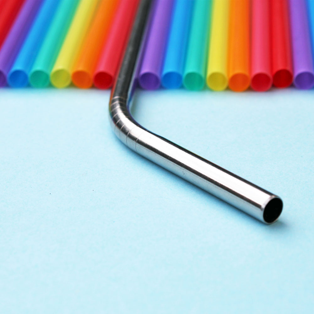 Do Reusable Straws Actually Work? An Honest Comparison of Metal, Glass, Silicone, Bamboo and Wheat