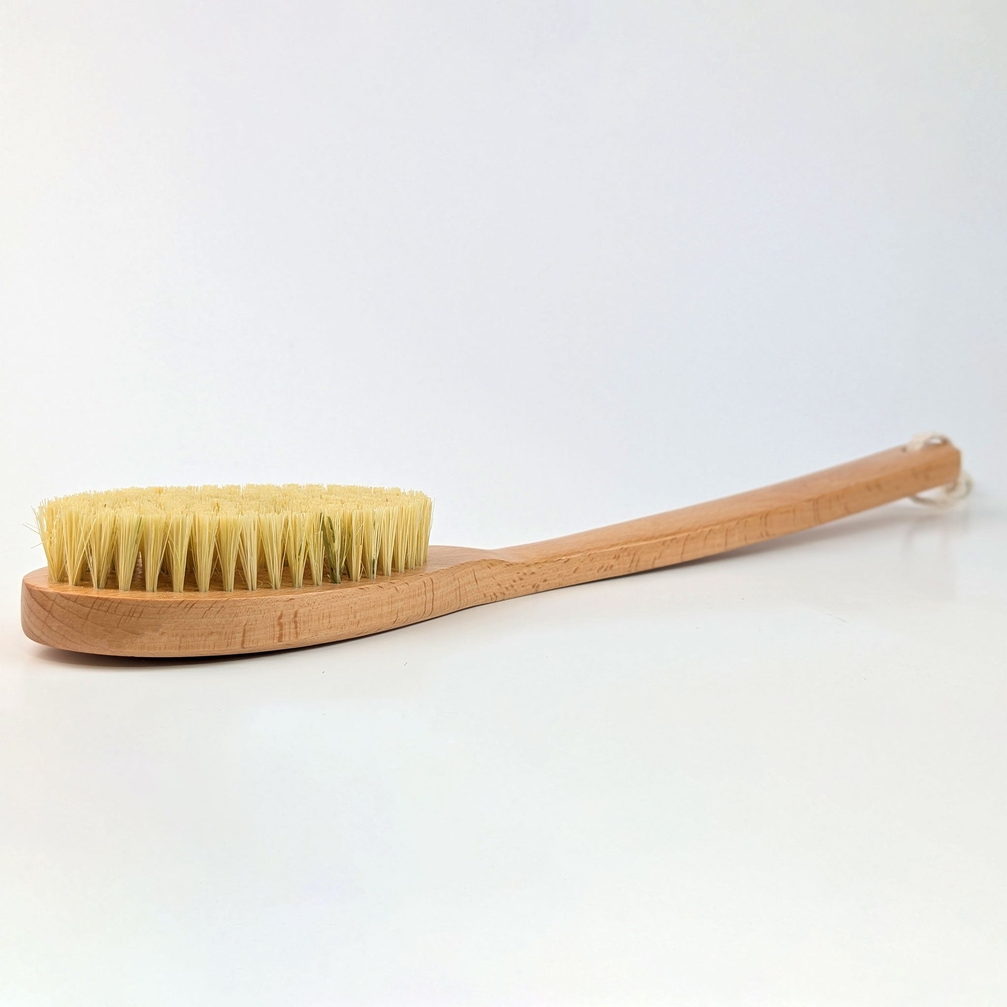 sisal long handle dry body brush with rope