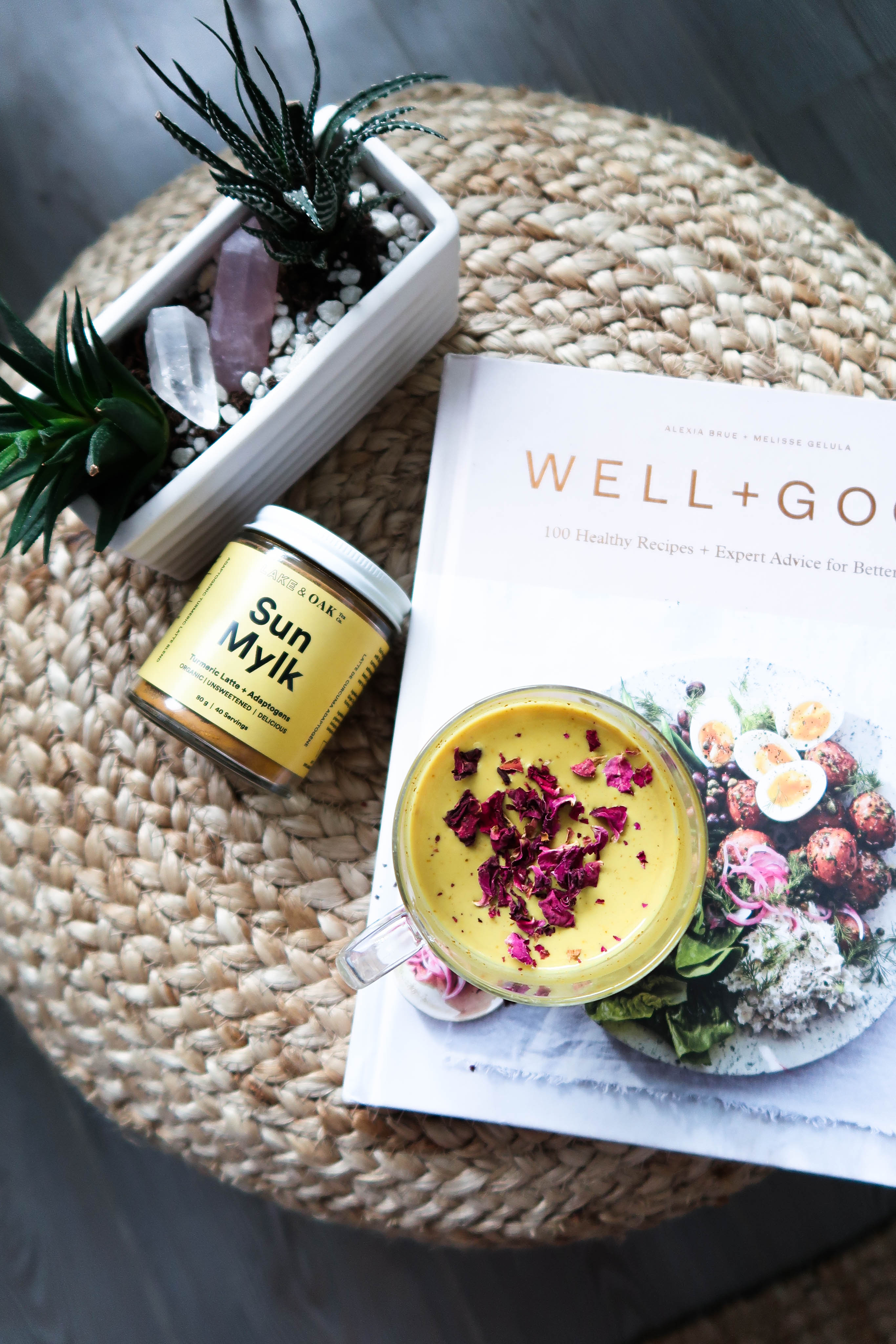 sun mylk - adaptogenic turmeric latte blend tea